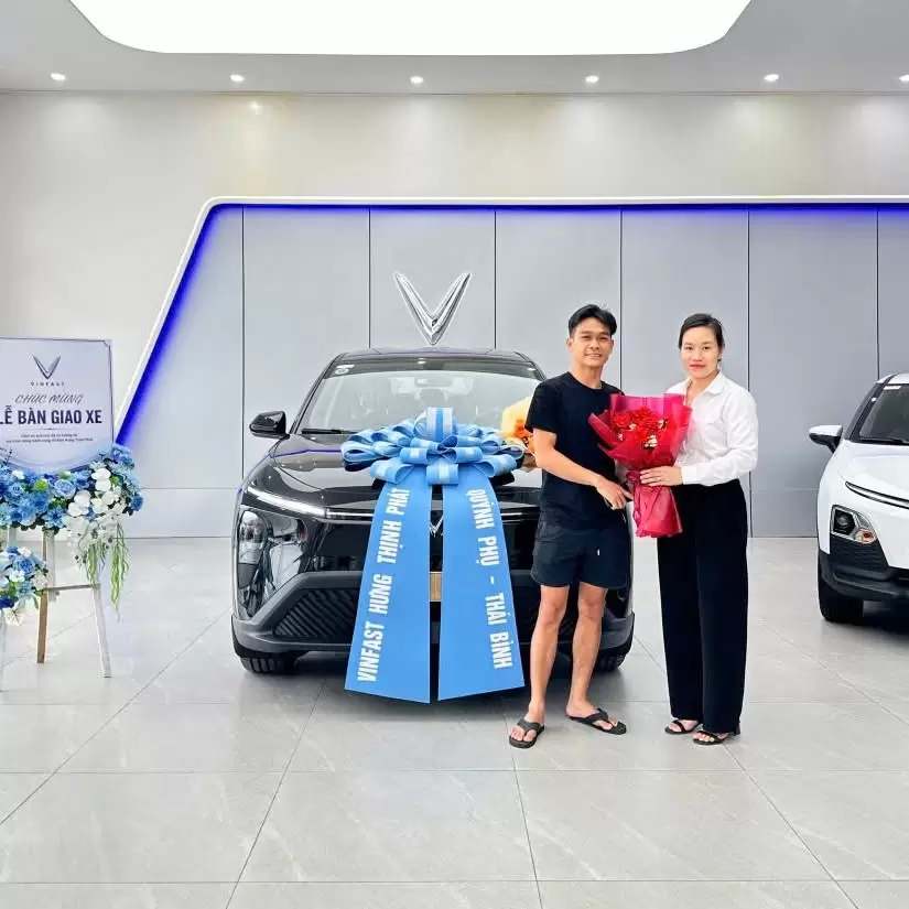 735897705 122120101694809607 488948180696211519 N - Hình ảnh bàn giao các dòng xe VinFast nổi bật tháng 7/2026 - Showroom VinFast Hưng Thịnh Phát Hưng Yên