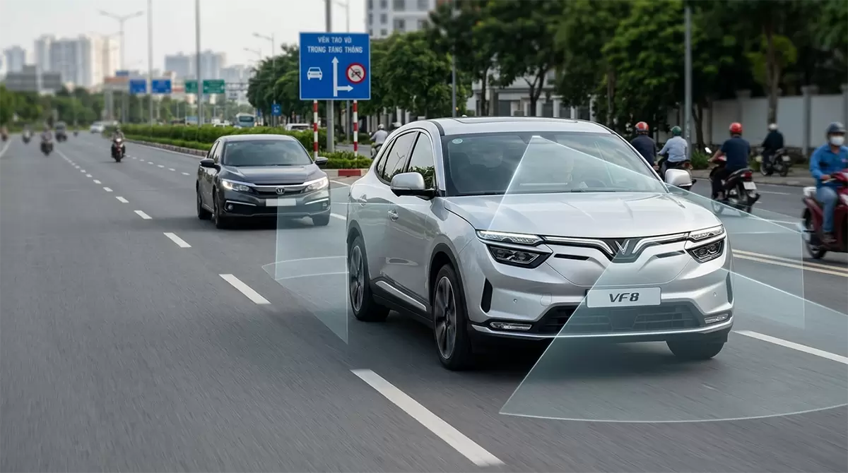 Mô phỏng camera radar và cảm biến ADAS quét đường trên xe điện VinFast VF 8